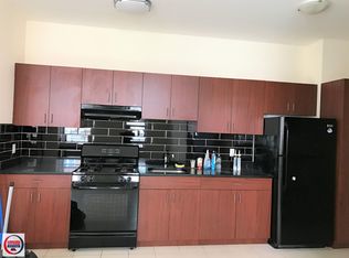 10712 37th Dr APT 1R, Corona, NY 11368