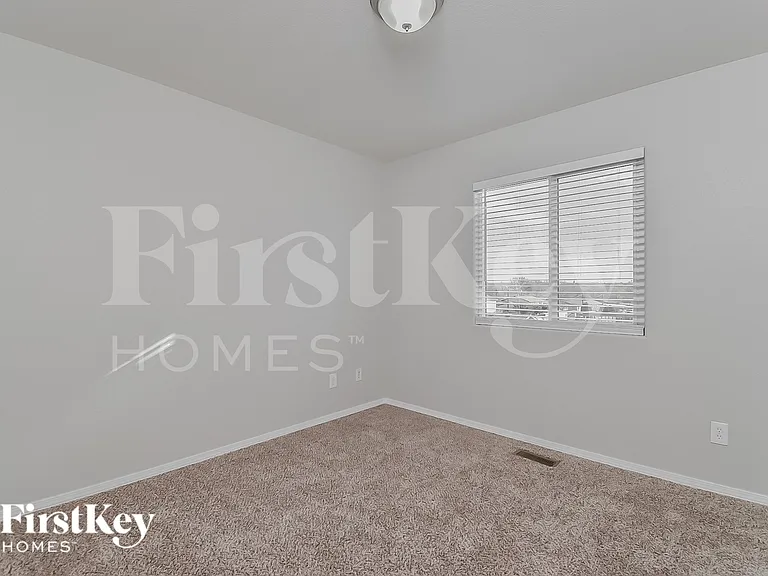 2766 Park Crest Ct — Photo 17
