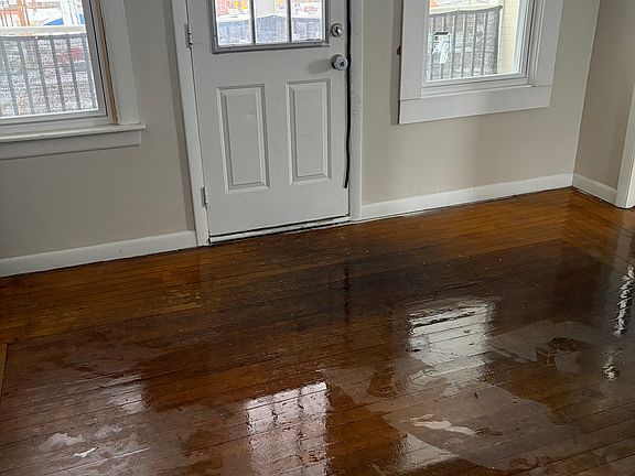 4th image of 27 9th St #4S