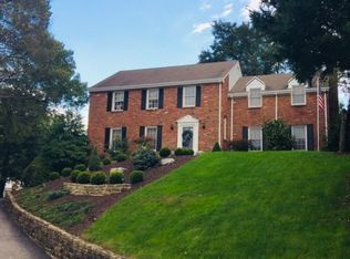 418 Manordale Rd, Pittsburgh, PA 15241