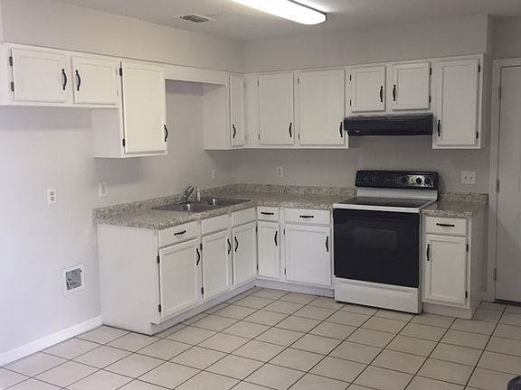 3rd image of 1191 SW Fairfax Gln
