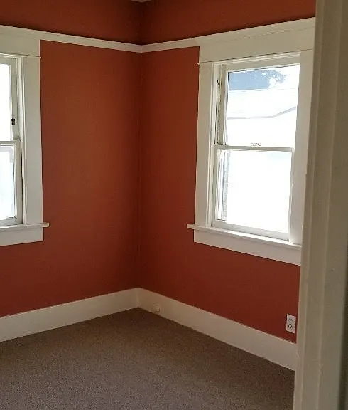 1320 N Harvard Blvd — Photo 12