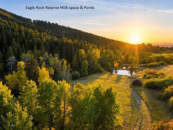 5th image of 2594 Star Ridge Rd