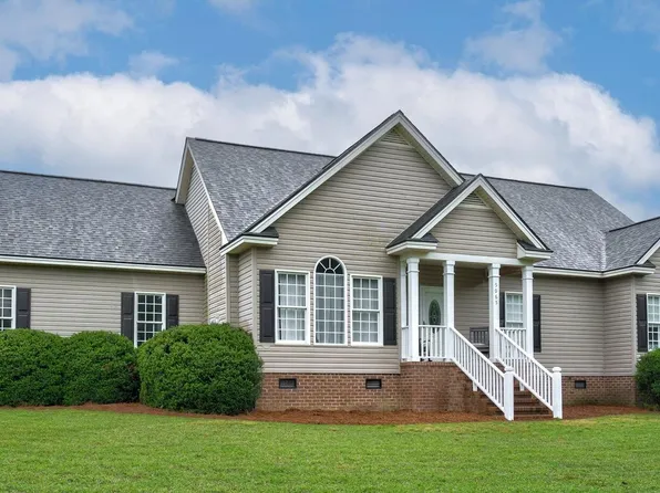 5065 Overlook Drive, Elm City, NC 27822