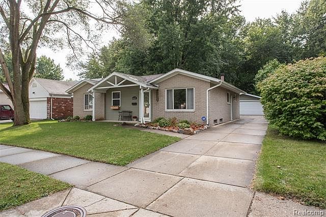 1st image of 6607 Burnham Dr