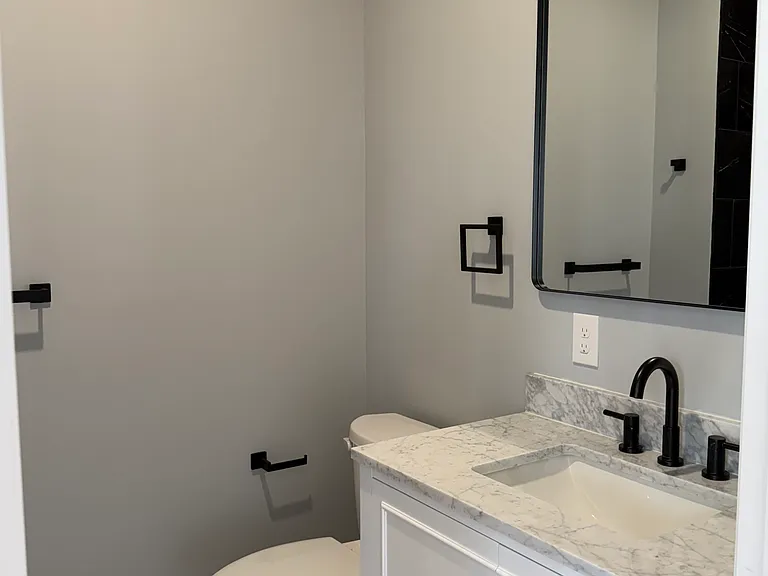 512 S 15th St #3 — Photo 11