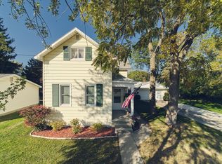 184 Monroe St, Manistee, MI 49660