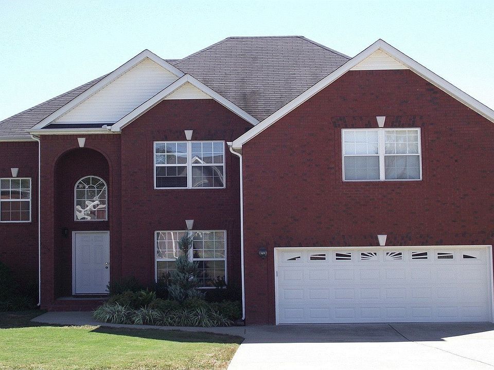 Front of home 7005 Merlot Drive