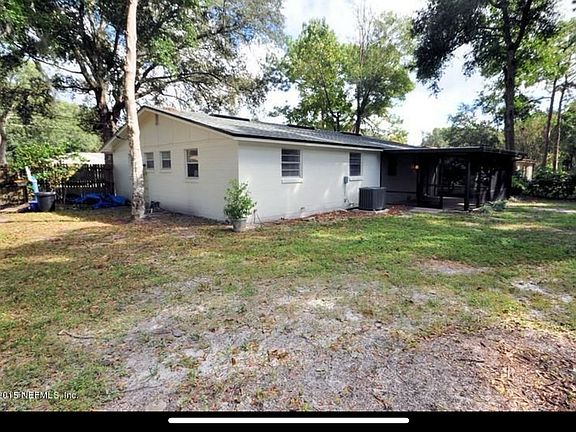 3rd image of 12604 Condor Dr
