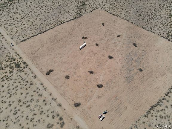 3rd image of 0000 W Ash Drive