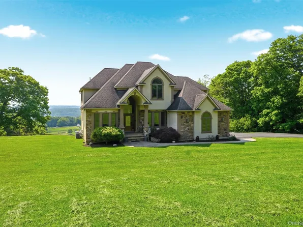4 Rachel Court, Bloomingburg, NY 12721