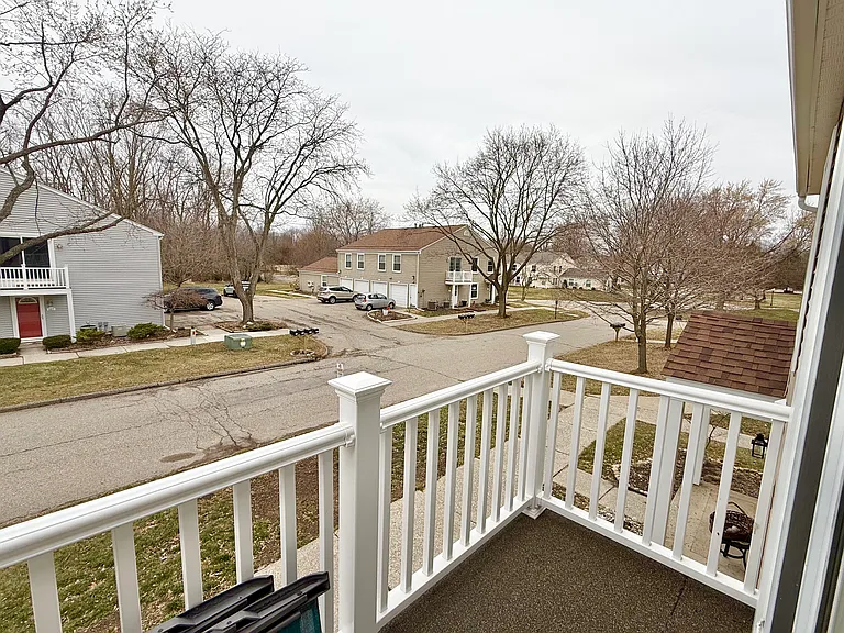 1416 Hobnail Ct — Photo 12