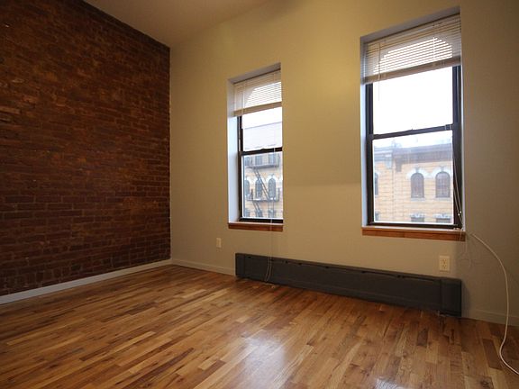 4th image of 421 Suydam St APT 3R