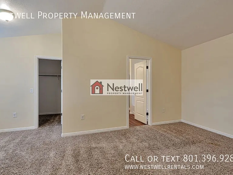 6838 W Grevillea Ln — Photo 8