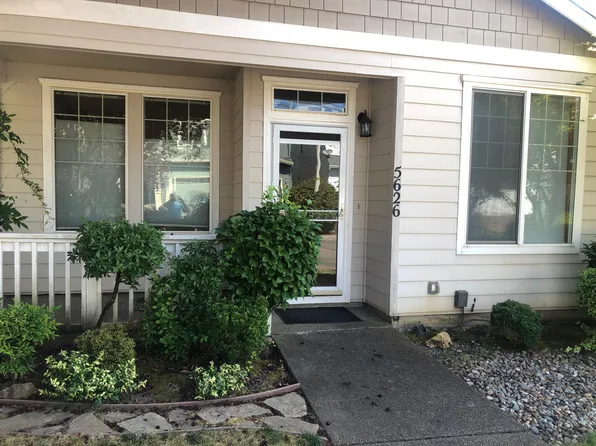 5626 K St, Washougal, WA 98671