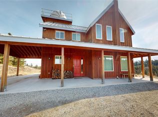 17 N Teal Lake Rd, Oroville, WA 98844
