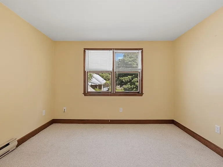 21 Janet Cir #2 — Photo 20