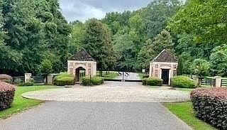 1st image of 165 Bexley Heath Dr #35