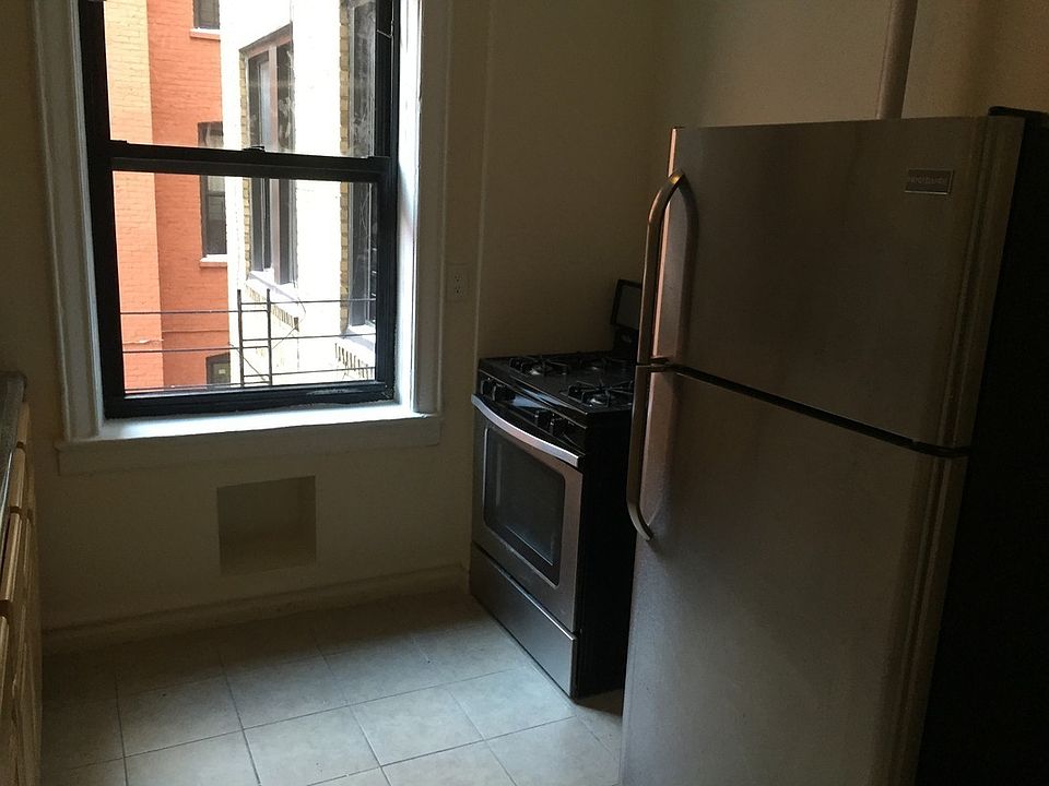 1st image of 221 Linden Blvd APT 1B