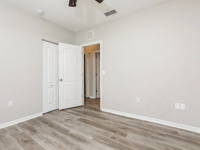 7206 Rafanelli Ct — Photo 13