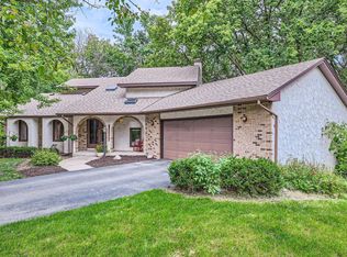 10209 Toledo Cir, Bloomington, MN 55437