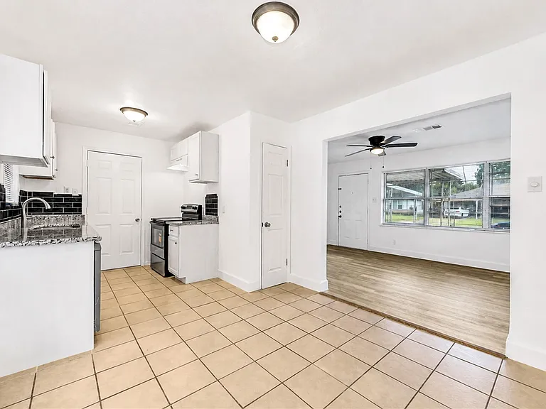 1206 Gary Ave — Photo 9