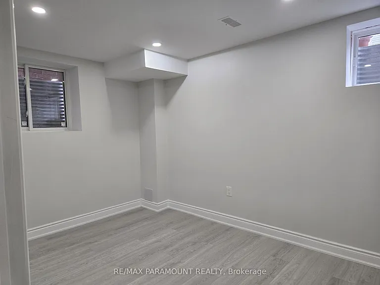 81 Leadenhall Rd #BASEMENT — Photo 10