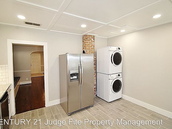 5th image of 1120 W Avenue A