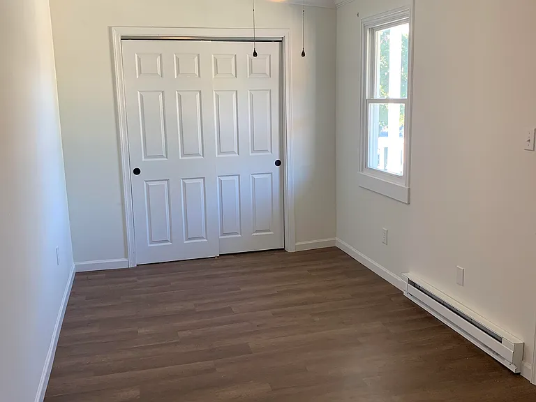 334 S Duke St — Photo 11