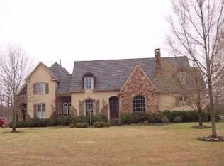 586 Stable Creek Ln, Eads, TN 38028