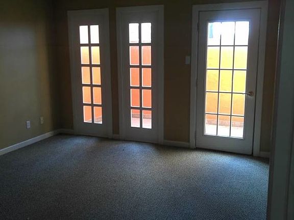 5th image of 706 San Angel St APT C