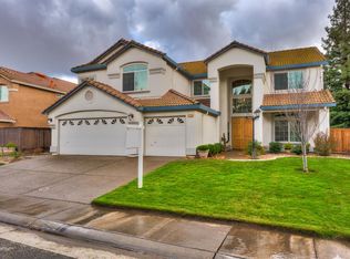 3300 Lake Terrace Dr, Elk Grove, CA