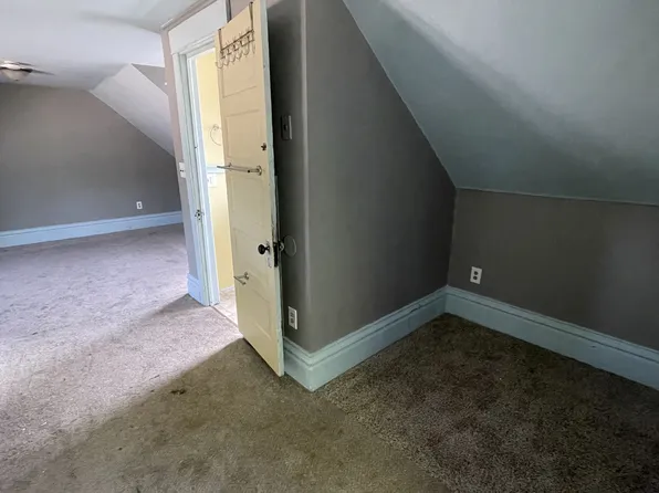 1211 E Cesar E Chavez Ave #3, Lansing, MI 48906