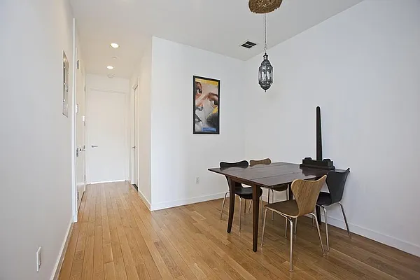 Rented by Owner | media 25