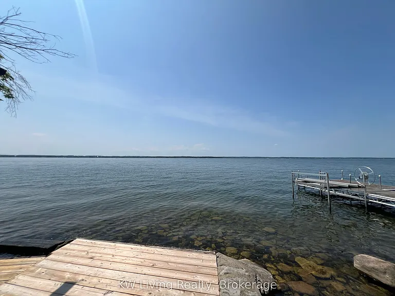 127 Lake Dr N — Photo 45