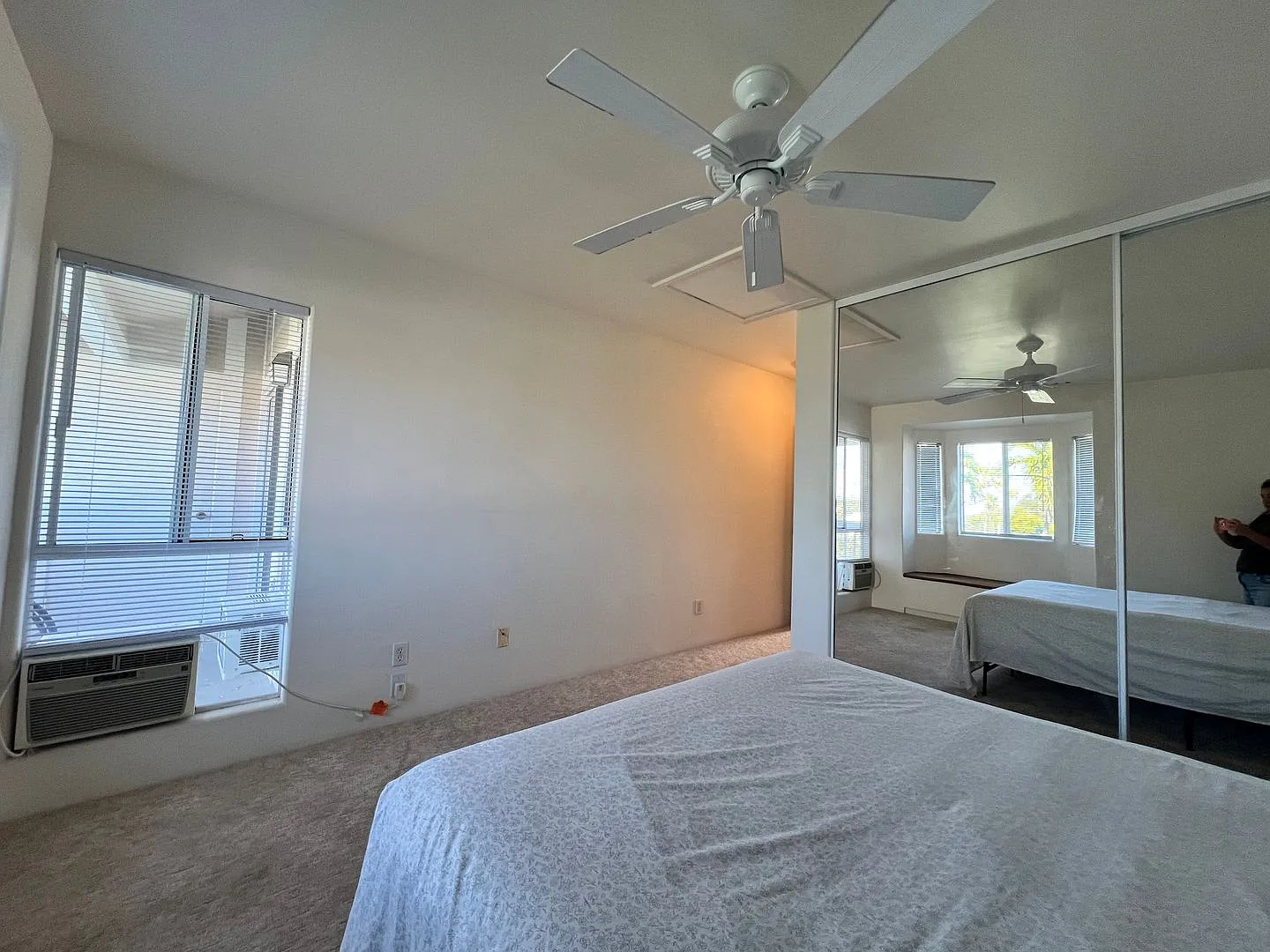 2 Bedroom 2 bath unfurnished top floor condo — Photo 4