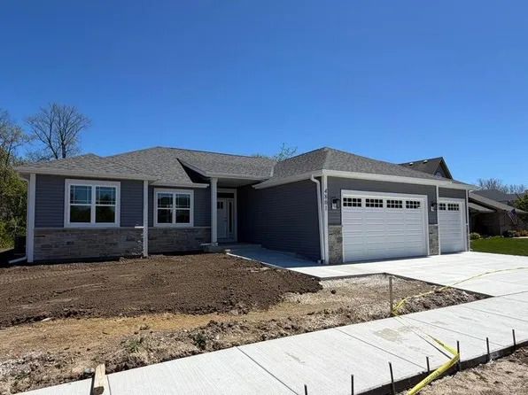11624 28th Ave, Pleasant Prairie, WI 53158