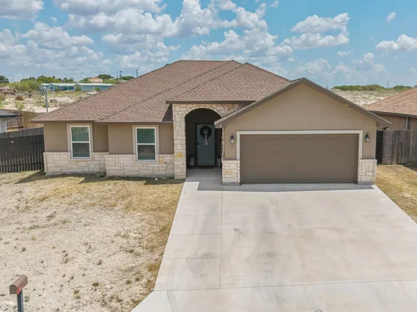19 Dove Ave, Del Rio, TX 78840