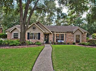 5919 Foresthaven Dr, Houston, TX 77066