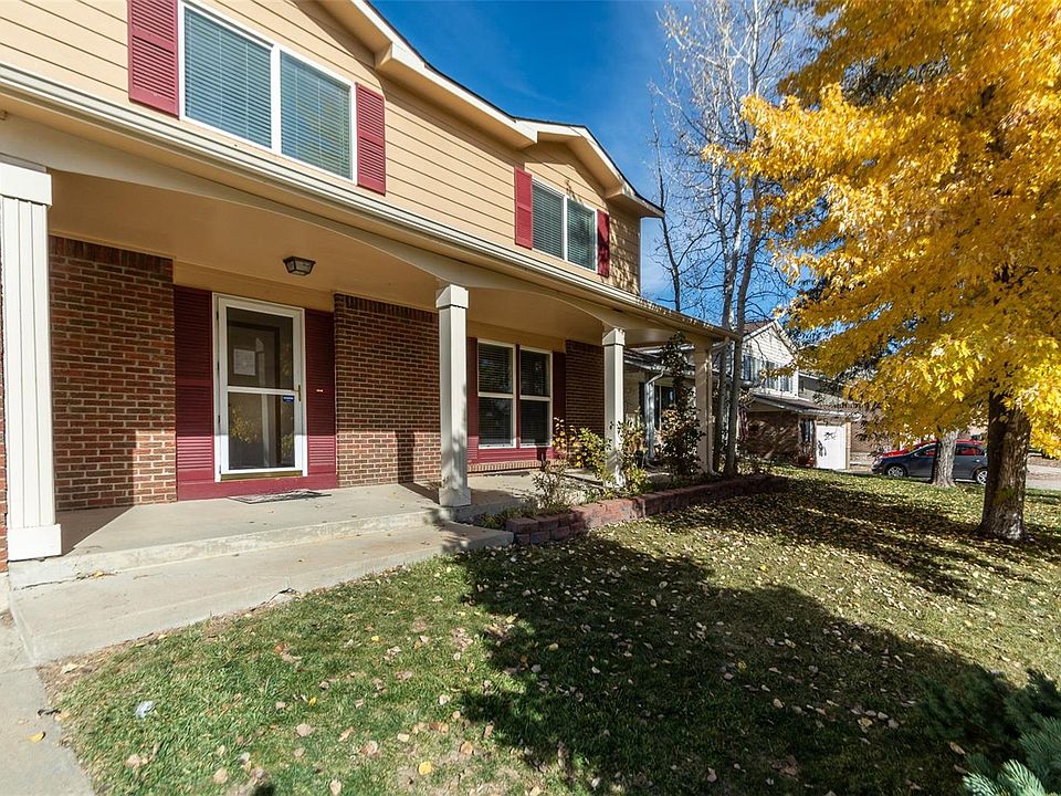2nd image of 10927 Gray Cir