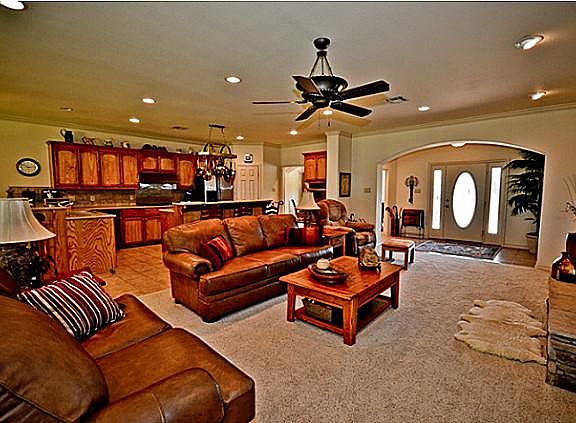 2nd image of 809 Grandview Estates Dr