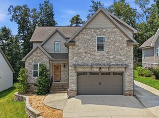 9202 White Ash Dr, Ooltewah, TN 37363