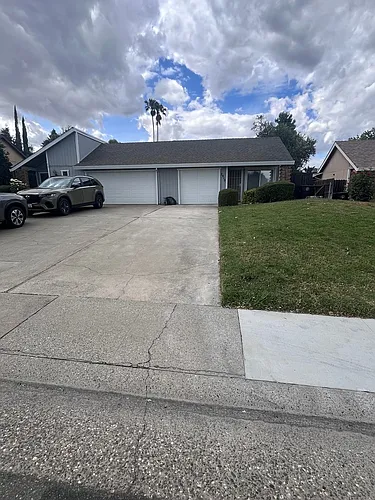7915 Zenith Dr Photo 1