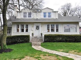 451 W Jackson Rd, Saint Louis, MO 63119