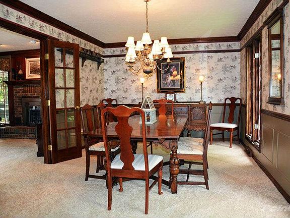 Dining Rm