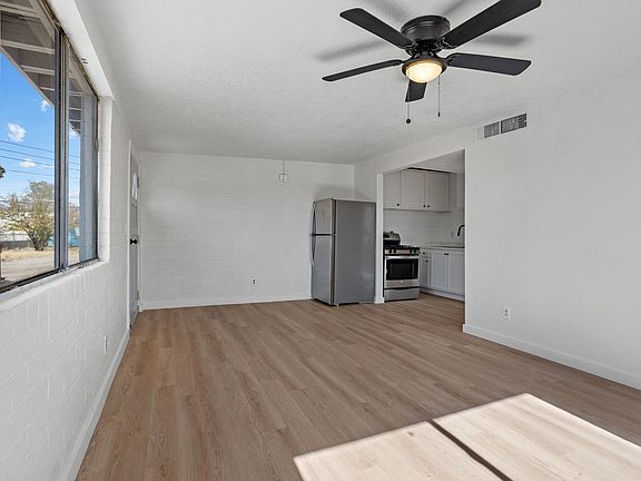 3rd image of 5757 E 23rd St APT C1