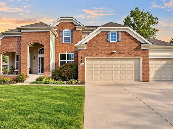 9362 Sagamore Cir, Strongsville, OH 44136