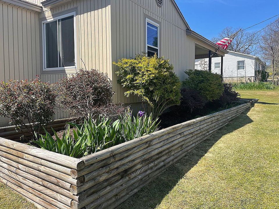 2nd image of 500 Freeman St