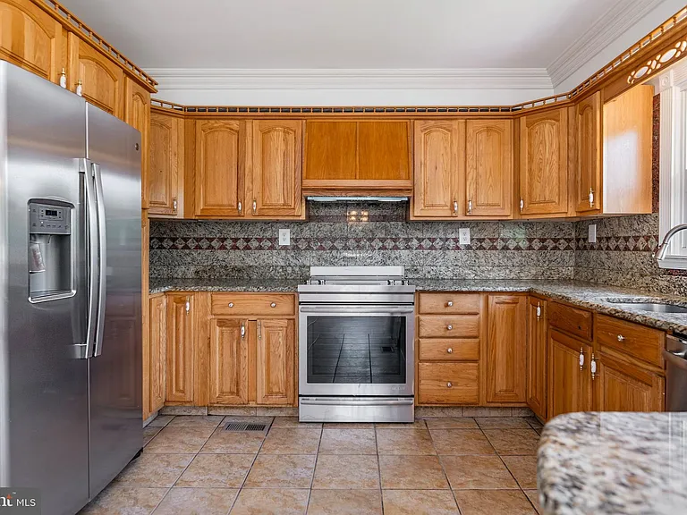 11325 Bacon Race Rd — Photo 14