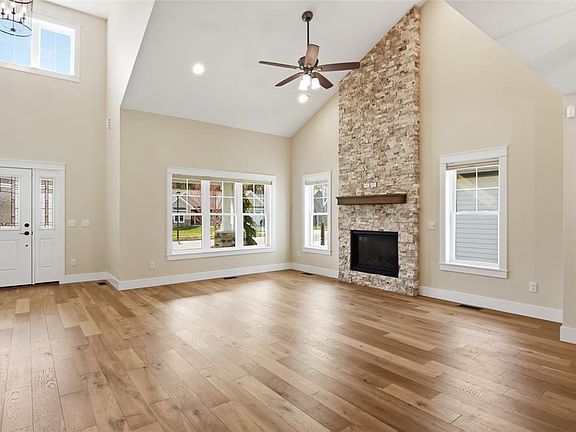 2nd image of 3746 Crest Ridge Court